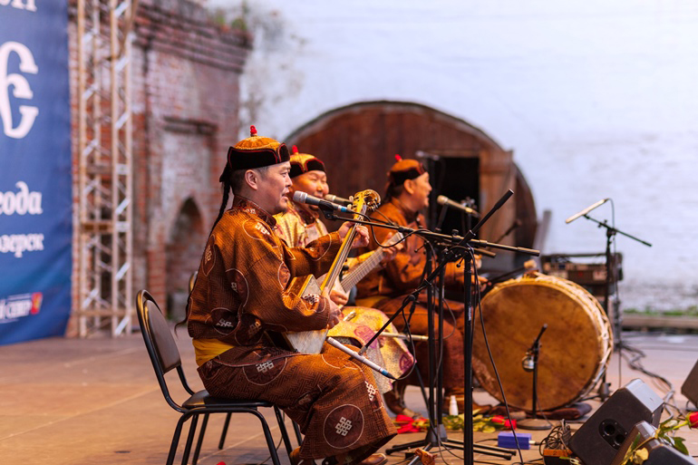 Alash tour van, March 2019